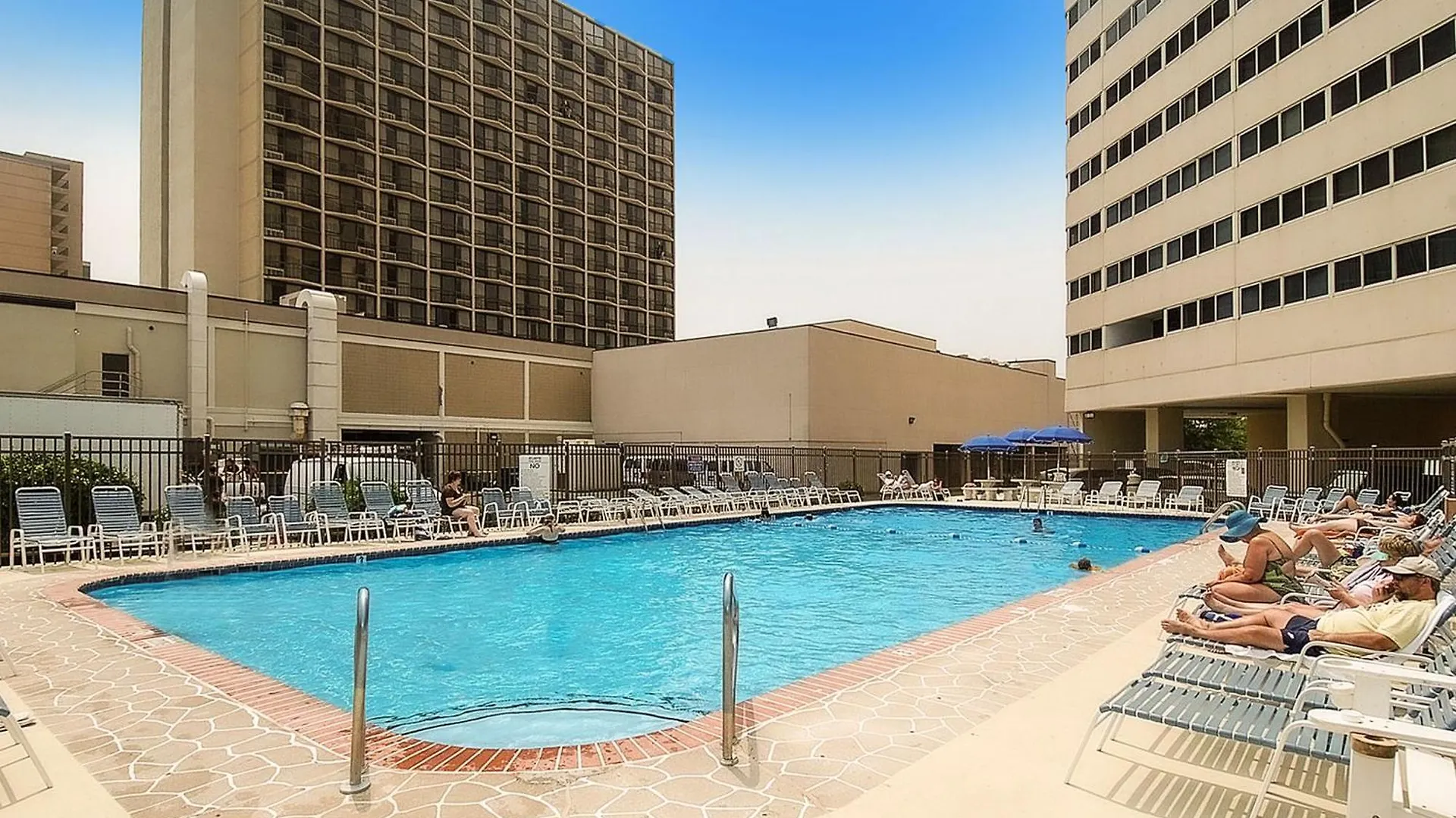 Atlantis 302 Hotel Ocean City